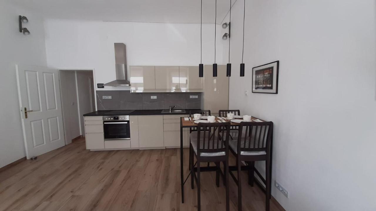Appartamento Pia'S Gardenview Vienna Esterno foto